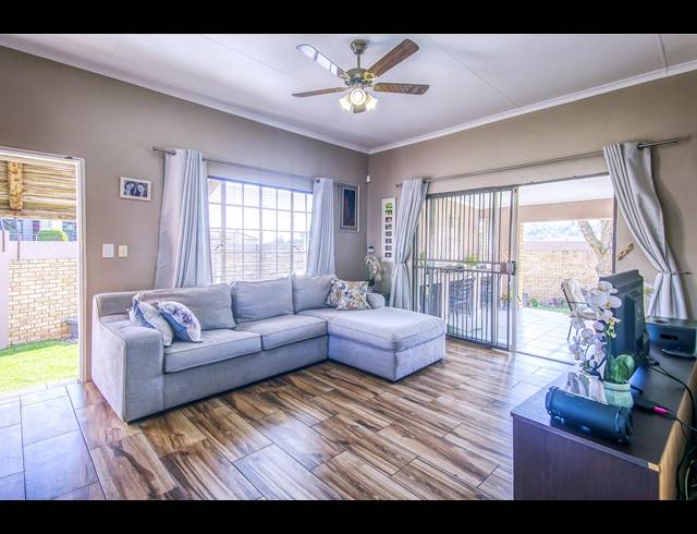 2 BEDROOM FREESTANDING FOR SALE IN RADIOKOP